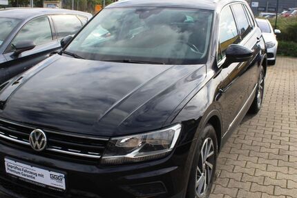 VW Tiguan 91.600 km 21.950 € Mülheim a.d.Ruhr 45472