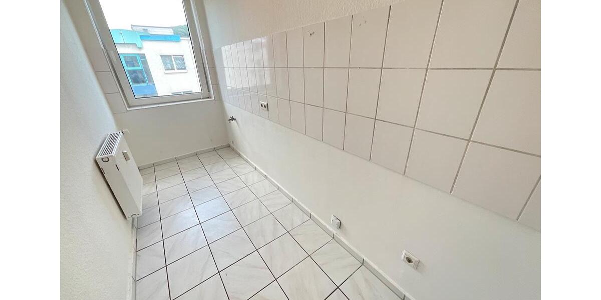 Frisch renoviert in Ihre eigene 2 Zimmerwohnung 2 zimmer