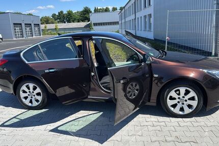 Opel Insignia 220.000 km 4.350 &euro; Bochum 44809