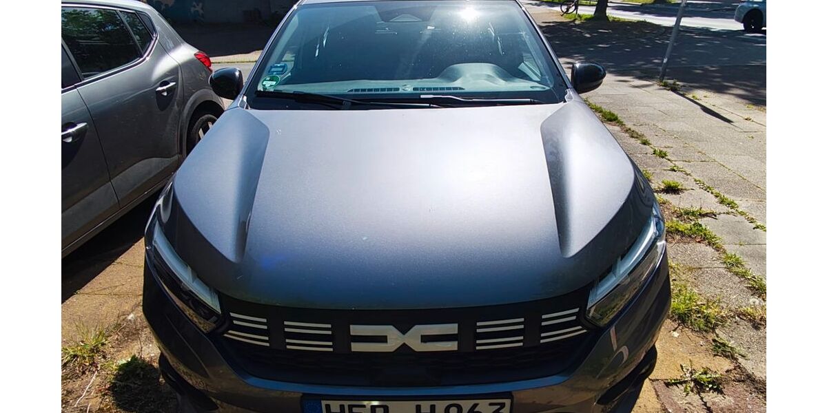 Dacia Sandero 2.200 km 16.990 &euro; herne 44627