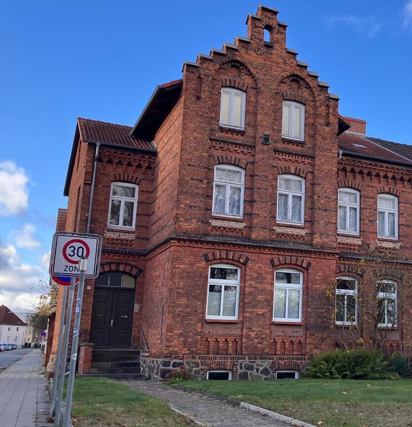 Ludwigslust 2 Familien Wohnhaus (Dachgeschoss Ausbau möglich)
