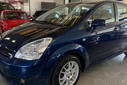 Toyota Corolla Verso 82.000 km 5.990 &euro; Gelsenkirchen 45881