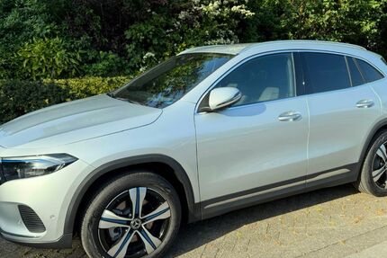 Mercedes-Benz EQA 7.254 km 35.900 € Oberhausen 46145