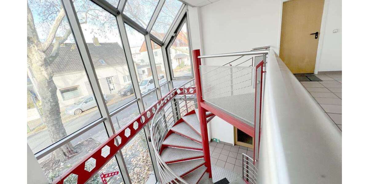 Einzelhandel in Oberhausen 455 € 65.22 m² zimmer