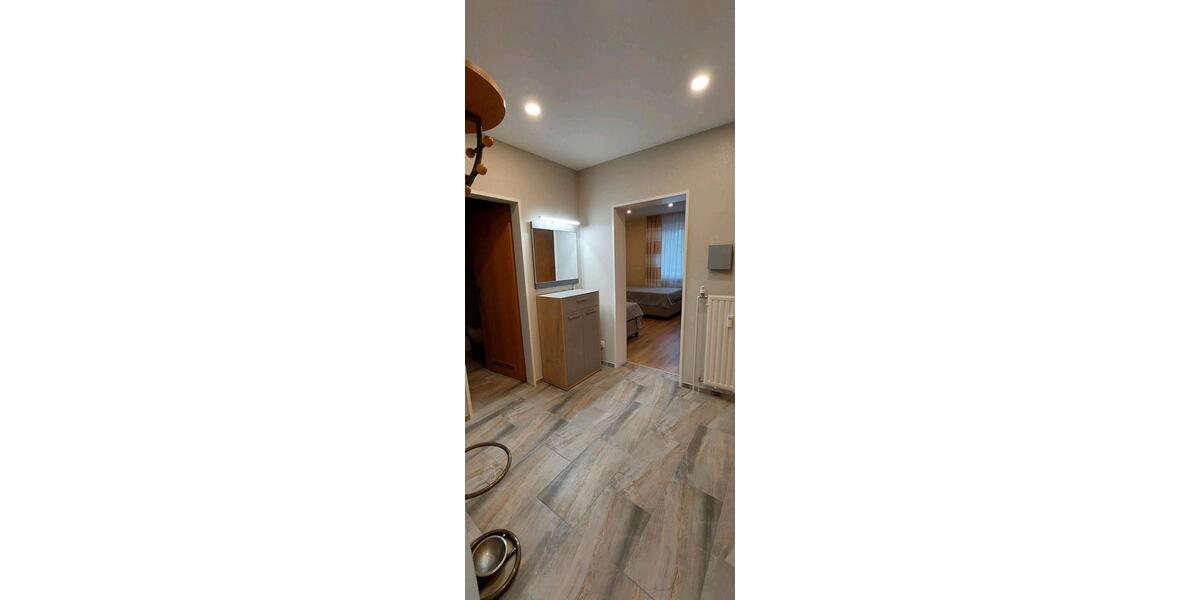 Etagenwohnung Bochum Querenburg - 2.5 Zimmer, 66 m&sup2;, 1.250&euro; | Angebot:26626180