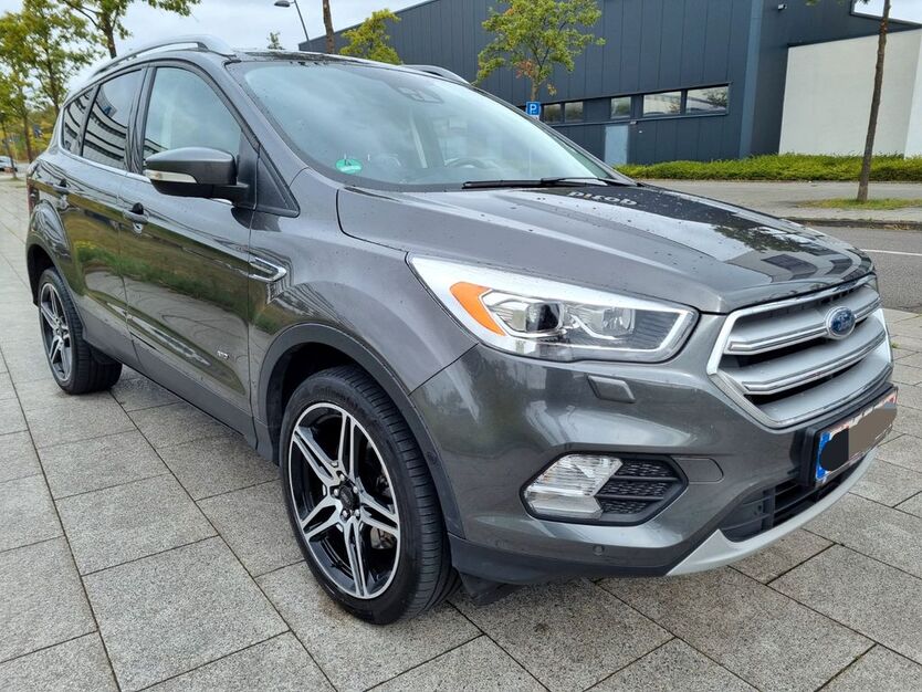 Ford Kuga 146.844 km 13.490 € Dortmund 44263