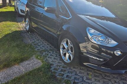 Ford S-Max 197.500 km 9.380 € Remscheid 42859