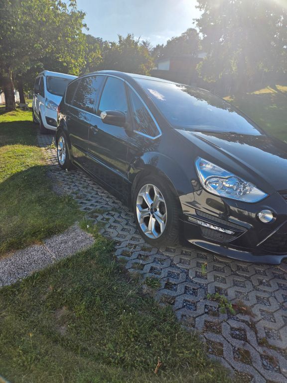 Ford S-Max 197.500 km 9.380 € Remscheid 42859