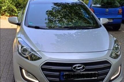Hyundai i30 135.000 km 10.500 &euro; dortmund 44287