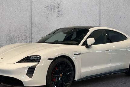 Porsche Taycan 21.200 km 78.290 &euro; Recklinghausen 45665