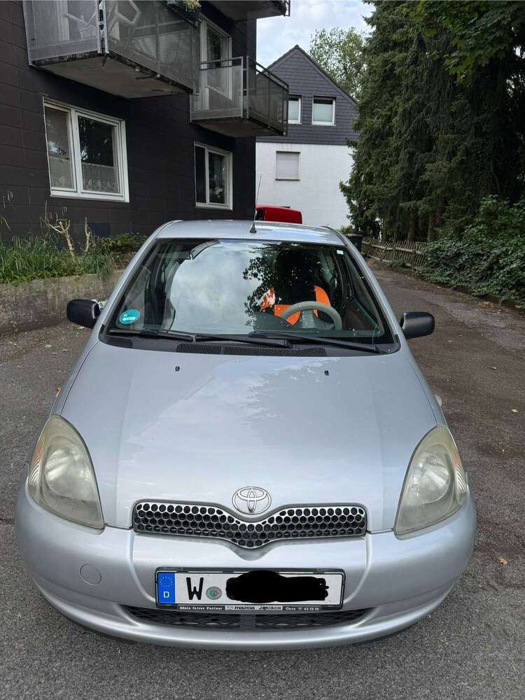 Yaris