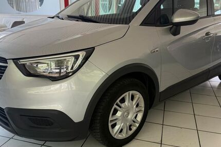 Opel Crossland (X) 45.979 km 9.660 &euro; Gelsenkirchen 45879