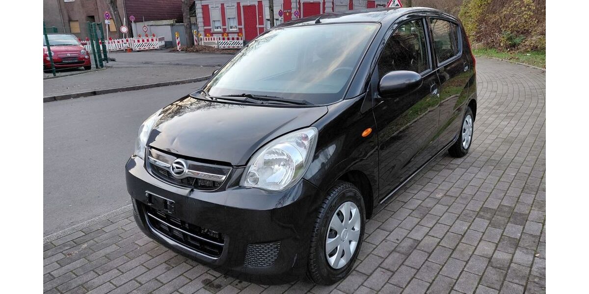 Daihatsu Cuore 65.000 km 1.499 &euro; Gelsenkirchen 45889