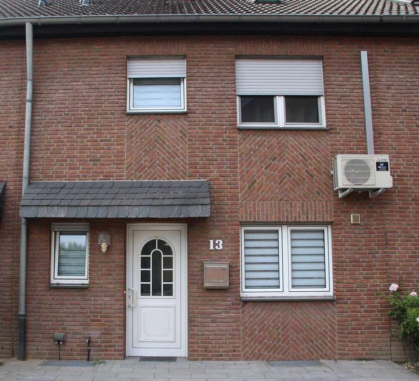 Haus zum Kaufen in Duisburg 390.000 € 130.24 m²