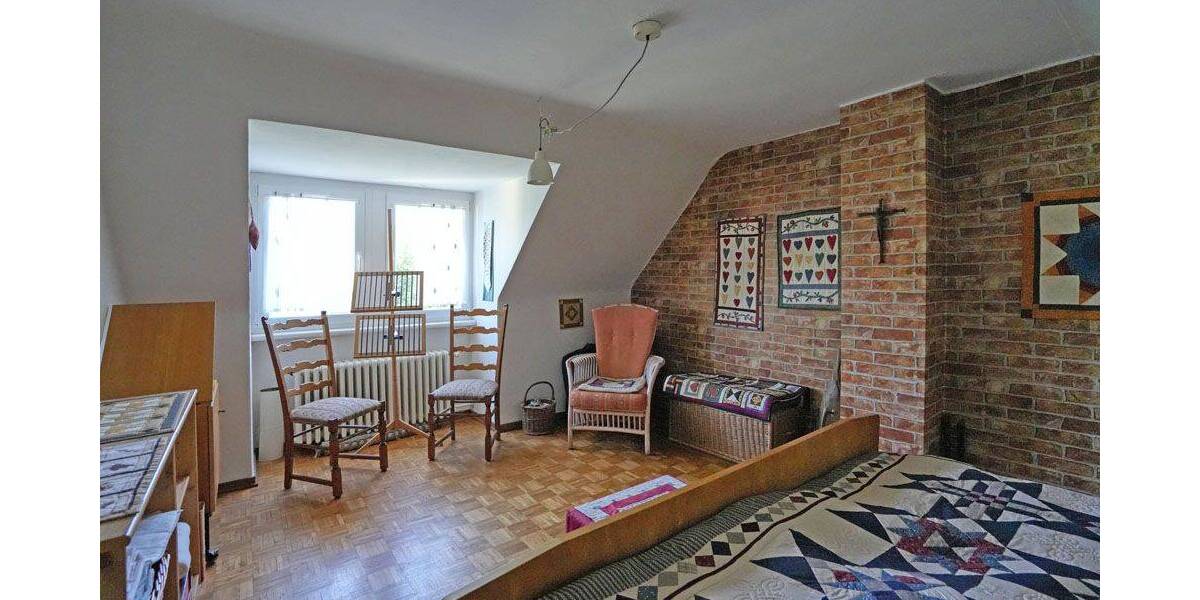 Doppelhaushälfte Bochum Wattenscheid - 6 Zimmer, 131 m&sup2;, 195.000&euro; | Angebot:23956633