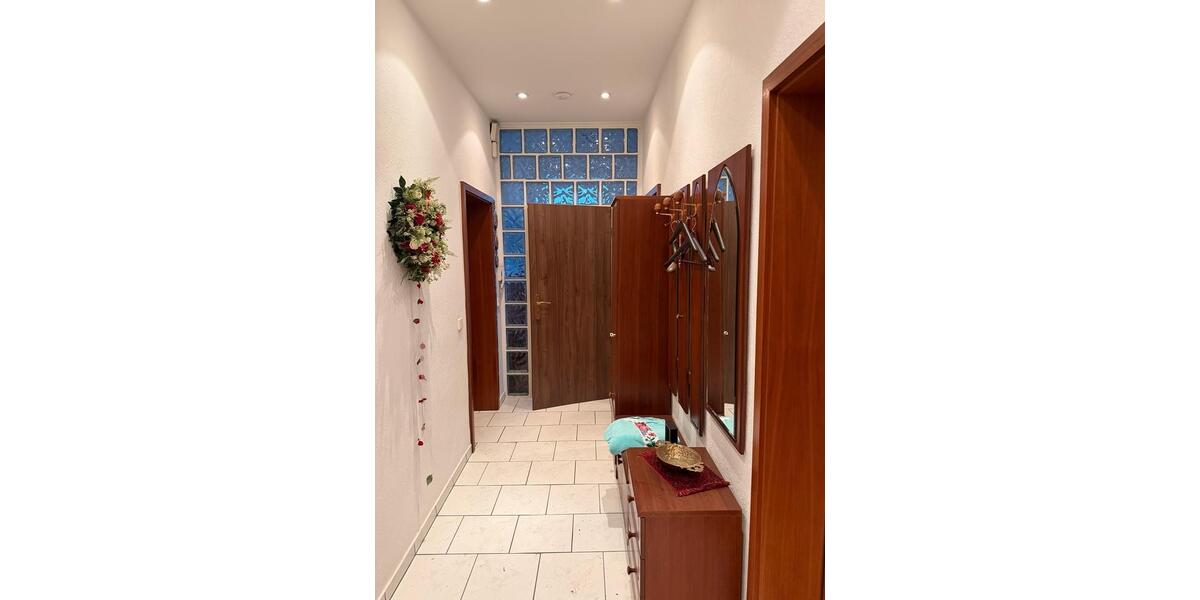 Erdgeschoßwohnung Bochum Eppendorf - 3.5 Zimmer, 100 m&sup2;, 1.200&euro; | Angebot:24772473