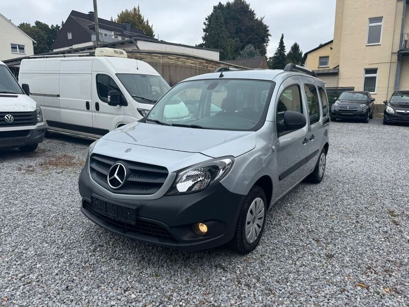 Mercedes-Benz Citan 106.000 km 8.500 € Recklinghausen 45665