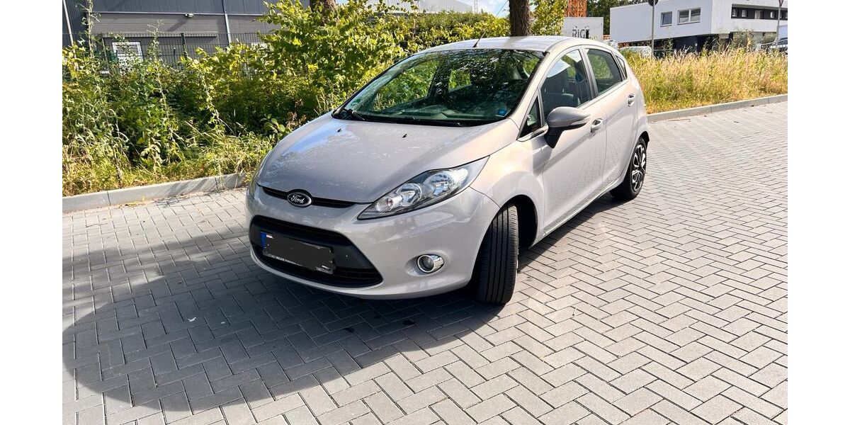 Ford Fiesta 230.930 km 2.100 &euro; Gelsenkirchen 45894