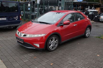 Honda Civic 184.000 km 1.799 &euro; Bochum 44793
