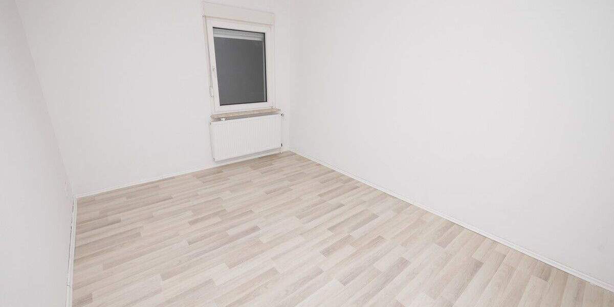 Renovierte 3,5 Raum-Erdgeschosswohnung mit Terrasse und Garage in Top-Lage von Buer zu vermieten 3 zimmer