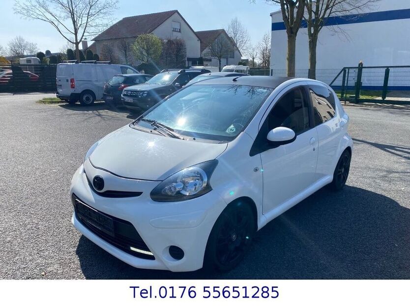 Aygo (X)