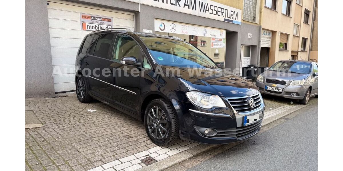 VW Touran 283.000 km 5.490 &euro; Essen 45139