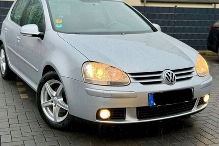 VW Golf 150.000 km 3.850 &euro; Selm 59379