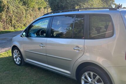 VW Touran 198.500 km 6.850 € Dortmund 44339