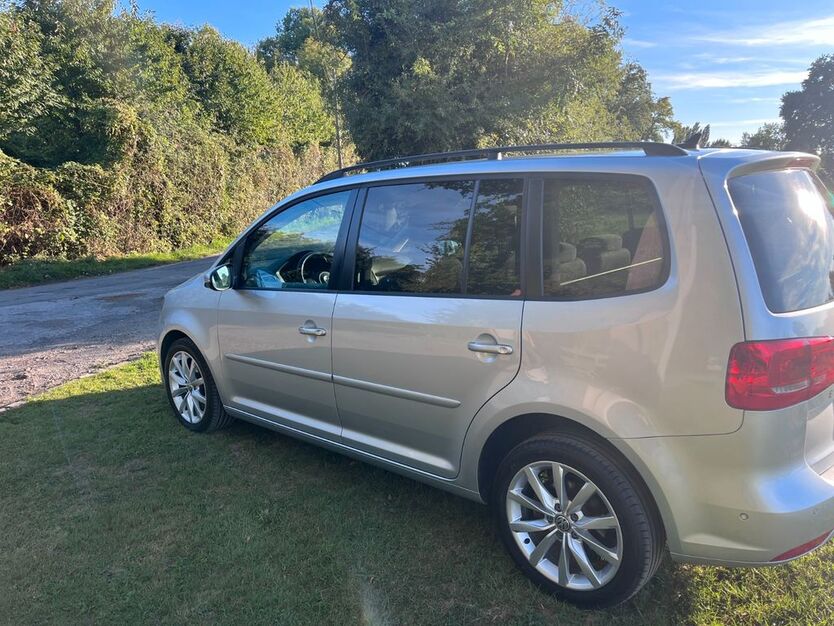 VW Touran 198.500 km 6.850 € Dortmund 44339