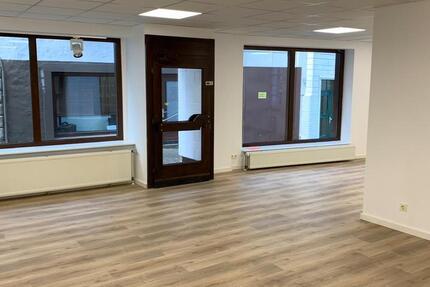 Zentrales attraktives Geschäftslokal in Velbert Langenberg zimmer