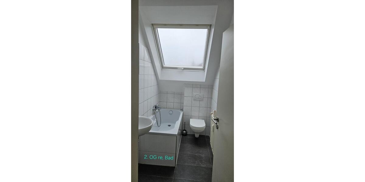 Dachgeschoßwohnung Dortmund Hombruch - 3 Zimmer, 65 m&sup2;, 680&euro; | Angebot:25439704