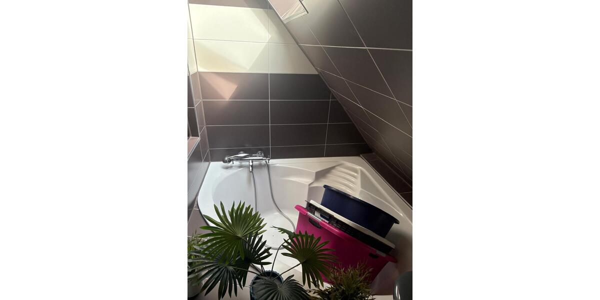 Etagenwohnung Recklinghausen König Ludwig - 3.5 Zimmer, 117 m&sup2;, 140.000&euro; | Angebot:27514350