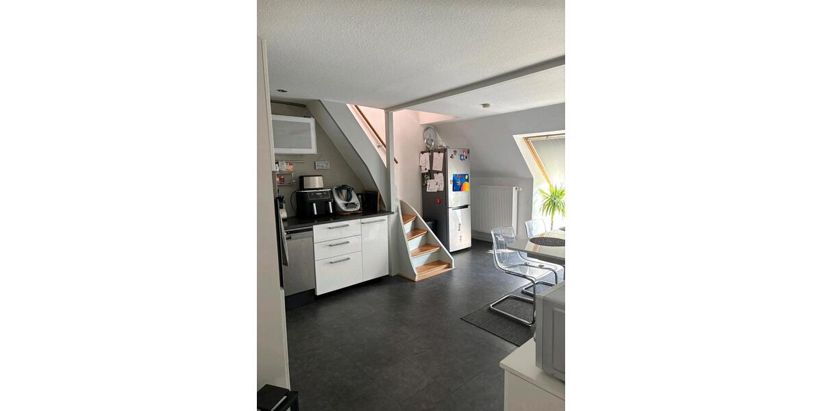 Dachgeschoßwohnung Dortmund Mengede - 4 Zimmer, 125 m&sup2;, 950&euro; | Angebot:27594107