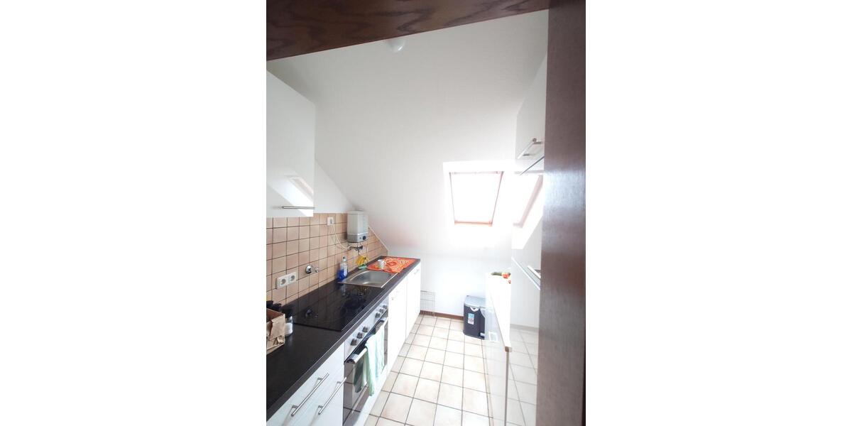 Lichtdurchflutete 2 Zimmerwohnung mit Einbauschrank in gepflegter Wohnlage 2 zimmer