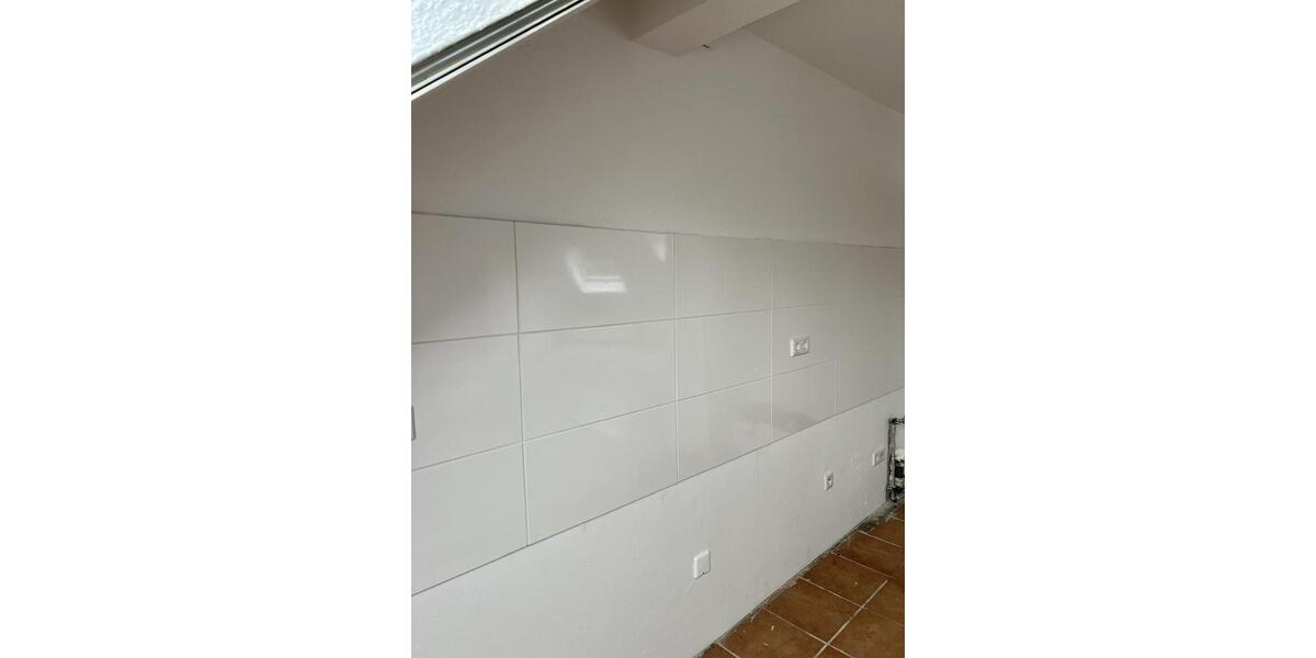 Dachgeschoßwohnung Wuppertal Unterbarmen - 5 Zimmer, 85 m&sup2;, 800&euro; | Angebot:25395285