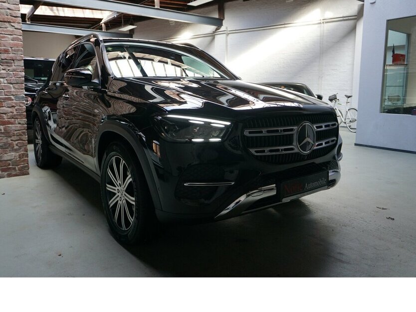 Mercedes-Benz GLE 350 de Leder20´ MBUX Burm Pano360° Exklusiv 6.308 km 79.800 € Wuppertal 42327