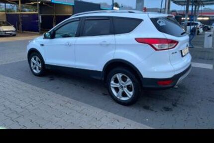 Ford Kuga 118.000 km 8.200 € Iserlohn 58636