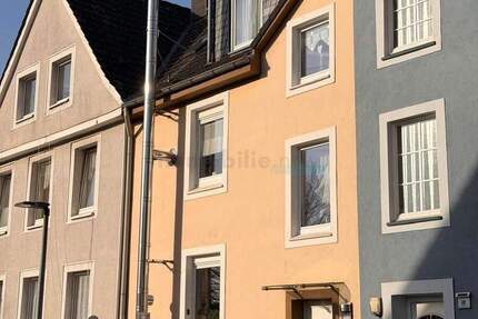 Familienfreundliches Zweifamilienhaus mit Zukunftsperspektive im aufstrebenden Gelsenkirchen-Schalke zimmer