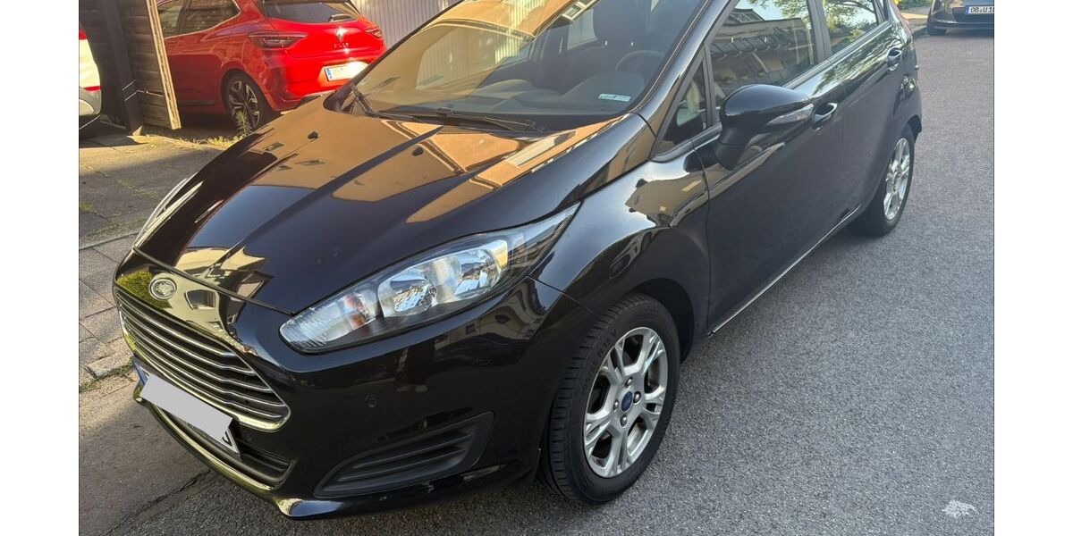 Ford Fiesta 149.000 km 3.400 &euro; Essen 45144