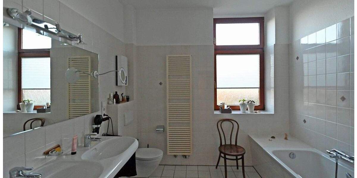 Eine echte Rarität! Historisches Pfarrhaus auf tollem Grundstück in Bochum-DahlhausenLinden 1 zimmer