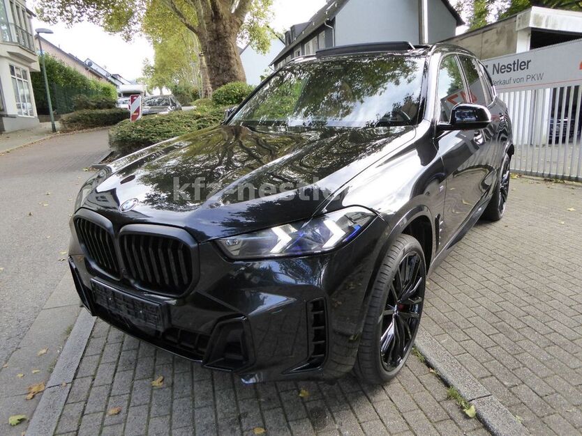 BMW X5 26.700 km 81.900 € Essen 45134