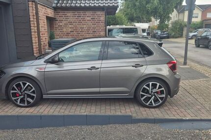 VW Polo 42.000 km 18.500 &euro; Marl 45772