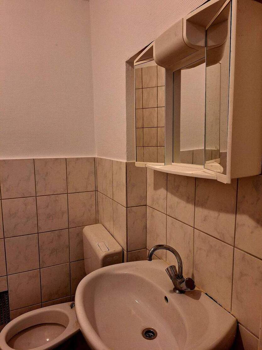 renovierte citynahe Wohnung - WG geeignet 5 zimmer