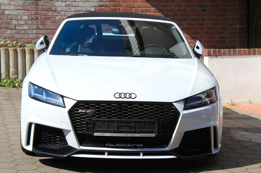 TT RS