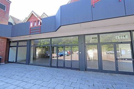 Moderne Fläche für viele Branchen. Ob Logistik, Laden oder Gastronomie. *Provisionsfrei zimmer