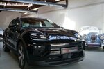 Macan 4 Bose ACC Kamera Pano Sitzklim sofort !