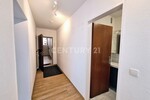 Uninähe! Helle Etagenwohnung mit großzügigem Balkon