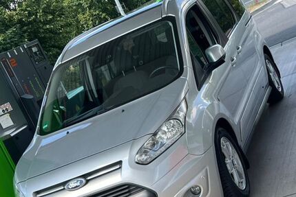 Ford Tourneo Connect 197.500 km 15.700 &euro; Wuppertal 42285
