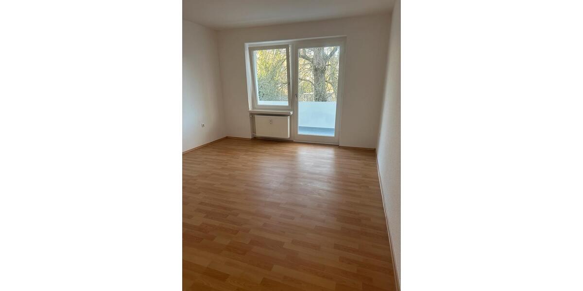 Etagenwohnung Dortmund Gartenstadt - 3 Zimmer, 82 m&sup2;, 999&euro; | Angebot:25719981