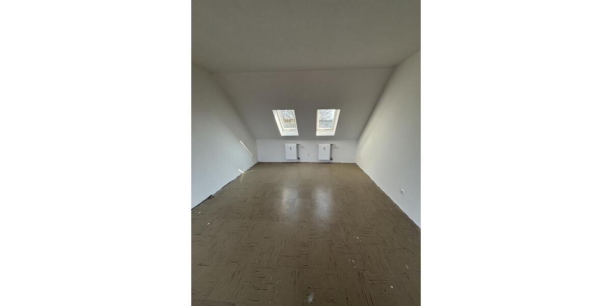 Dachgeschoßwohnung Recklinghausen Berghausen - 2.5 Zimmer, 66 m&sup2;, 481&euro; | Angebot:25657183